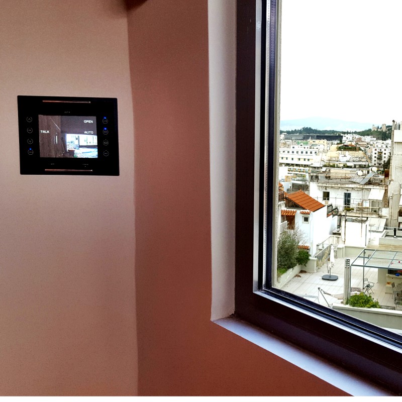 Εγκαταστάσεις συστημάτων θυροτηλεόρασης σε νέες κατοικίες